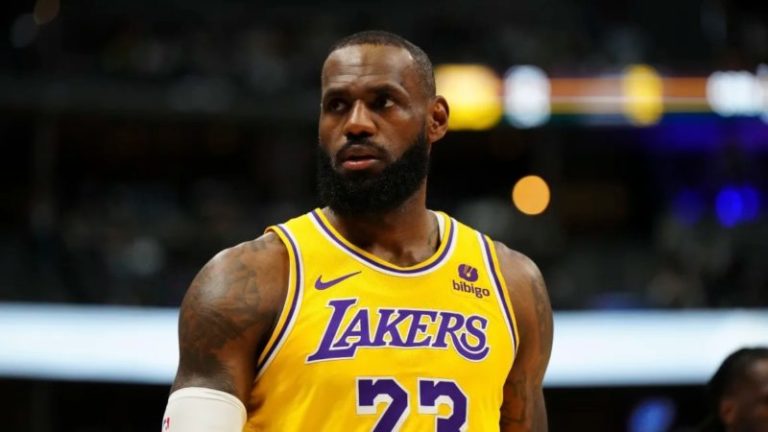 LeBron James respalda a Kamala Harris en la carrera presidencial contra Trump imagen-4