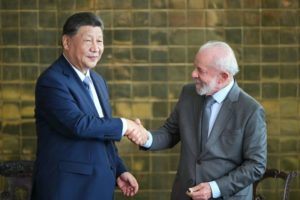 China y Brasil atraviesan “el mejor momento de su relación”, afirma Xi Jinping tras reunirse con Lula da Silva imagen-237