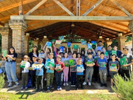 Niños y niñas de Oberá pintaron Mariposas en el Botánico imagen-6