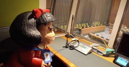 Mafalda cumplió el sueño de ser intérprete en la ONU y también fue presentadora en los Emmy Internacional imagen-11