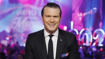 ¿Quién es Pete Hegseth, el presentador de Fox que Trump eligió como secretario de Defensa? imagen-13