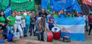 TTT sobre Milei: “Crueldad y saqueo planificado con la resistencia en marcha” imagen-1