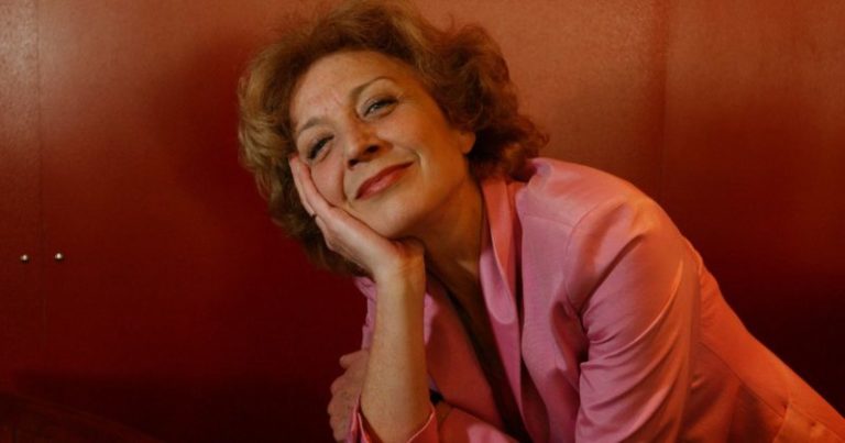 Marisa Paredes: el misterio femenino que Almodóvar convirtió en melodrama imagen-4