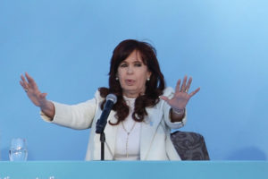 Cristina Kirchner cuestionó la relación entre Kueider y el Gobierno imagen-3