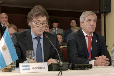 Un conflicto internacional en puerta: Chile protesta por declaraciones de Caputo contra Boric imagen-6