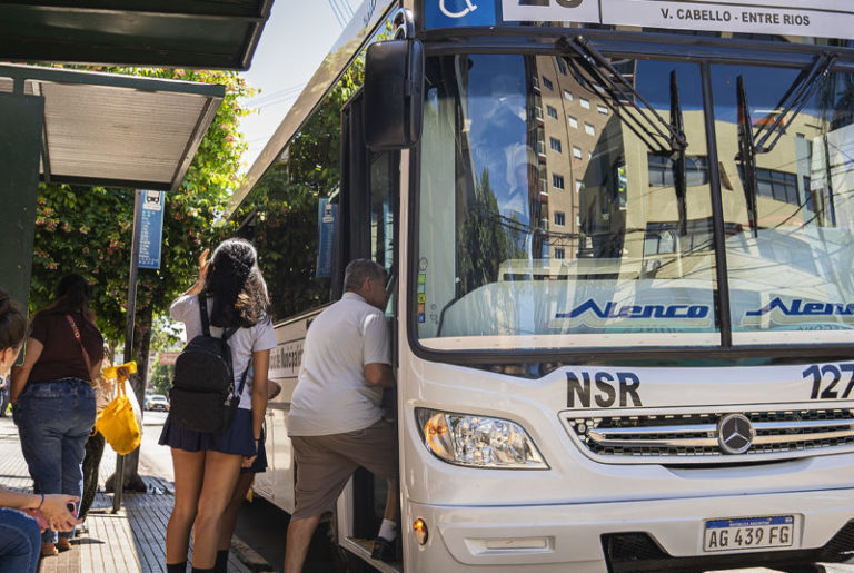 Se levantó el paro de transporte urbano en Posadas imagen-3