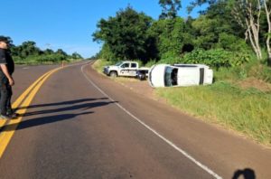 Una familia herida tras el vuelco de un auto en Caraguatay imagen-3