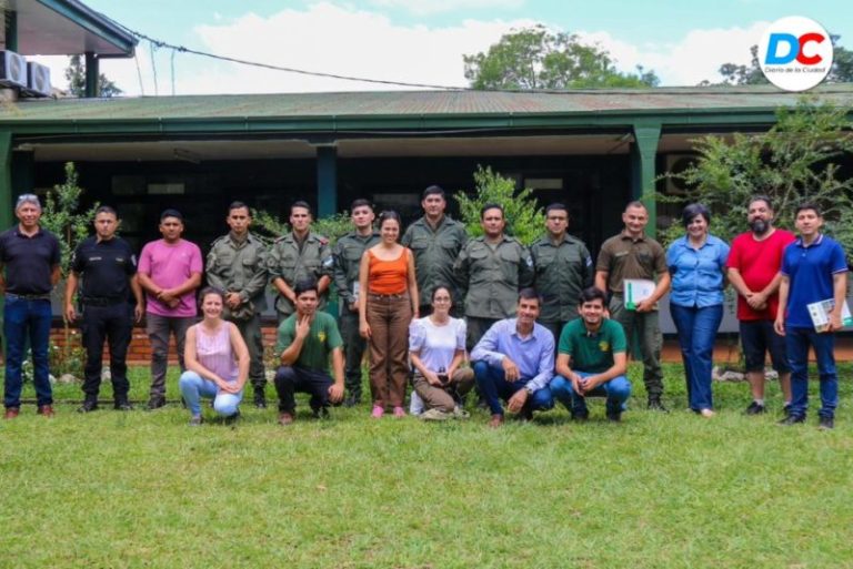 Se completó en Eldorado la capacitación de reconocimiento de maderas nativas para agentes que realizan controles en rutas imagen-4