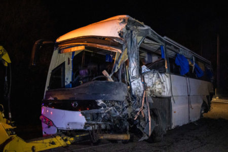 Dos muertos y 40 heridos, entre ellos varios colombianos, en accidente de un autobús español en los Pirineos franceses imagen-9