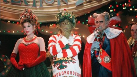 Así fue como El Grinch, una sorprendente película de Navidad, se convirtió en una de las favoritas del mundo de la moda imagen-8