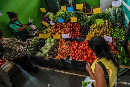 Frutas y hortalizas, las opciones más elegidas en las ferias francas para este fin de año imagen-10