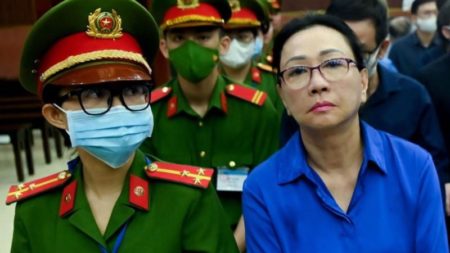 Magnate en el corredor de la muerte por fraude de US$12.000 millones pierde apelación en tribunal de Vietnam imagen-8