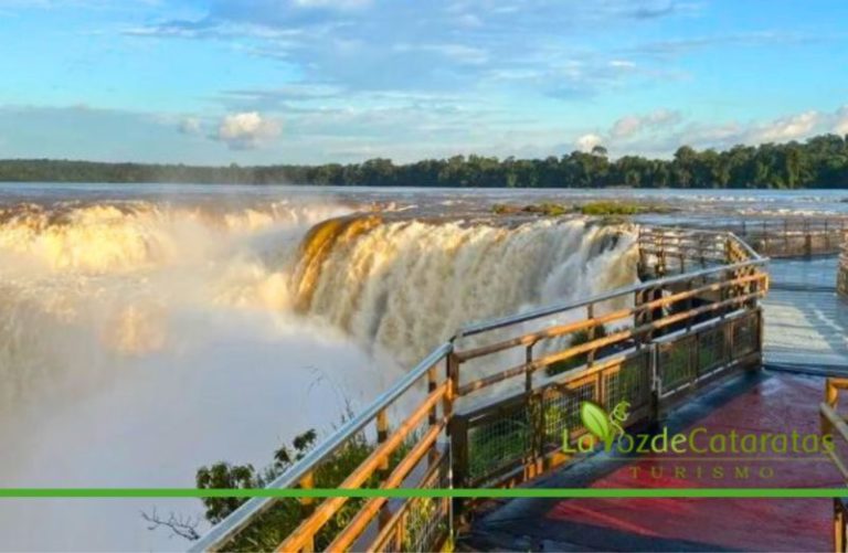 El Circuito Garganta del Diablo, permanecerá cerrado este lunes debido a la crecida del río Iguazú imagen-5