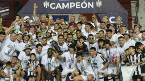 Central Córdoba, campeón de la Copa Argentina tras vencer a Vélez - TyC Sports imagen-2