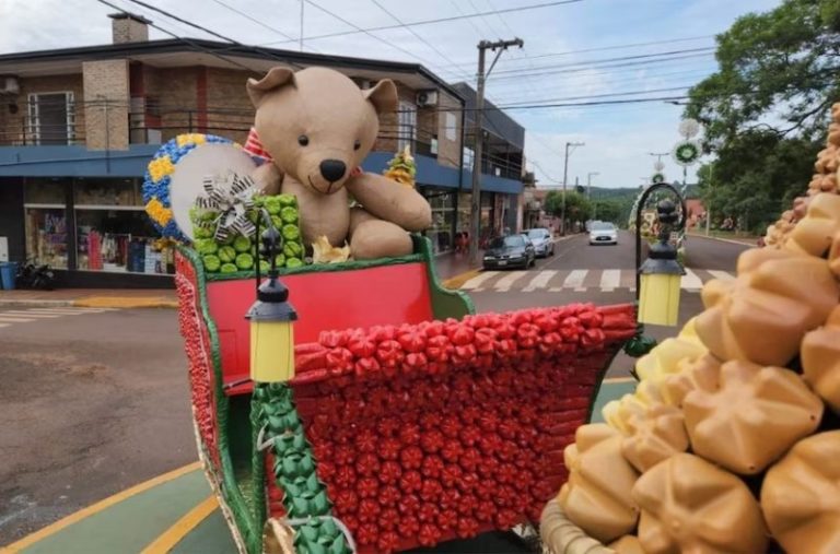 El pueblo más navideño del país es misionero y se hizo popular por sus adornos ecológicos imagen-5