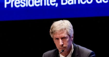 El Banco Central compró más de US$ 20.000 millones este año pero en la City advierten que en 2025 le costará más hacerse de dólares imagen-80