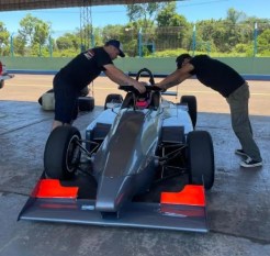 Renato Longarzo Skanata comenzó su preparación en Oberá imagen-1