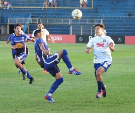 Mitre goleó y se metió en la definición del Torneo Clausura imagen-19