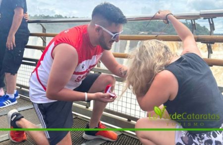 Un «Sí, quiero» en la Garganta del Diablo: el amor de dos tucumanos en las Cataratas del Iguazú imagen-13