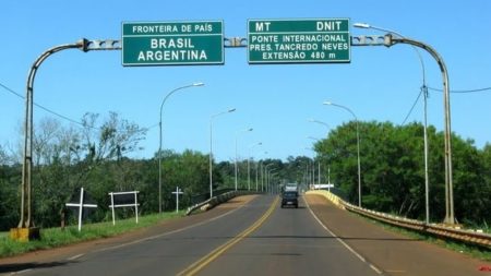 El flujo de turistas entre Iguazú y Brasil aumenta: más de 62 mil personas cruzaron en la primera mitad de enero imagen-9