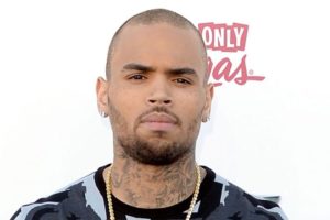 Chris Brown demanda a Warner por 500 millones de dólares por rumores de abuso sexual en un documental imagen-3