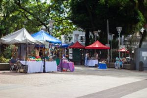 El Paseo Comercial de la Plaza San Martín: una oportunidad para el crecimiento emprendedor en Posadas imagen-1