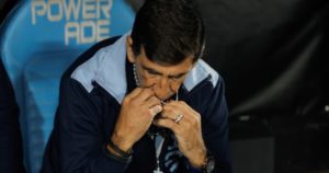 Video: Costas se puso a cantar por Racing ¡en medio del partido ante Colo Colo! imagen-2