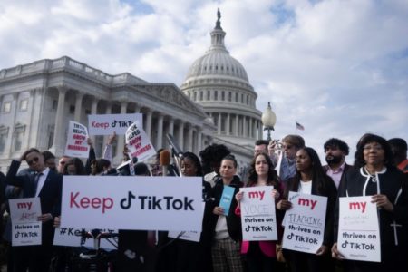 Por qué la Corte Suprema de EE.UU. avaló la prohibición de TikTok y cómo Trump puede salvarla imagen-9