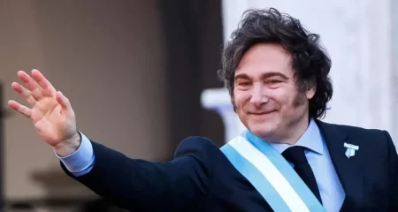 Javier Milei decretó que el 2025 será el “Año de la Reconstrucción de la Nación Argentina” imagen-9