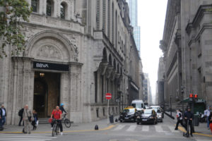 La bicicleta financiera en Argentina, una nutrida historia de auge y crisis imagen-2