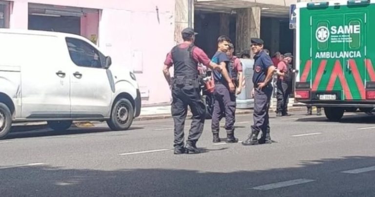 Les cortaron la luz, pusieron un grupo electrógeno y una falla produjo un escape de gas en avenida Corrientes imagen-5