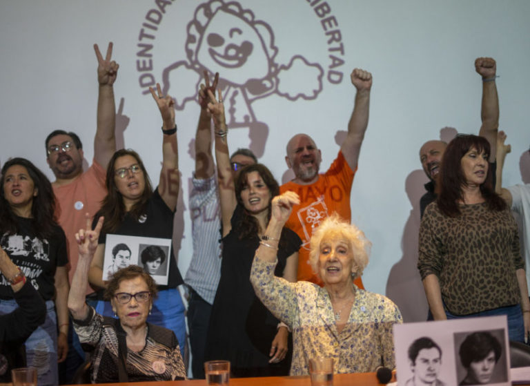 Las Abuelas de Plaza de Mayo anunciaron la restitución de la nieta 139 imagen-4