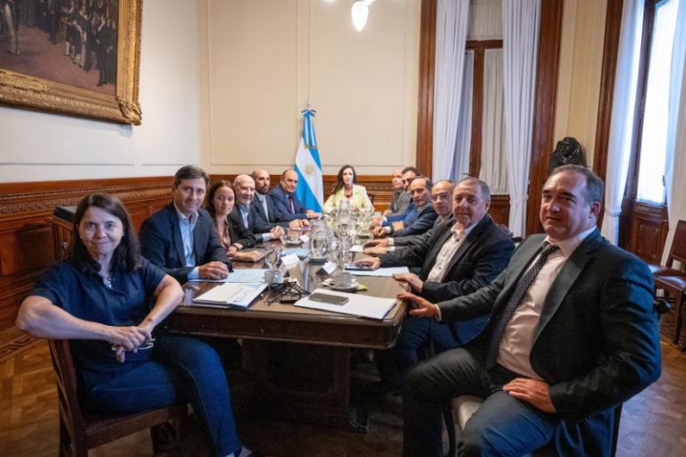 PASO, Ficha Limpia y un gran ausente: cómo fue la reunión de Francos en el Senado imagen-5