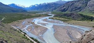 Tragedia en El Chaltén: murieron tres personas tras el vuelco de una embarcación de rafting imagen-1