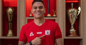 Qué dijo Juanfer Quintero sobre Racing durante su presentación en América de Cali imagen-1