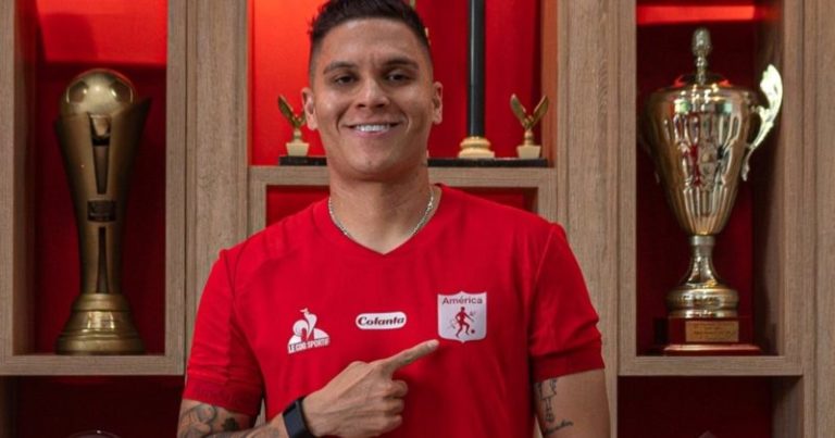 Qué dijo Juanfer Quintero sobre Racing durante su presentación en América de Cali imagen-5