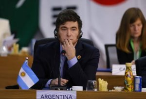 Milei no descartó romper el Mercosur si complica un acuerdo de libre comercio con EEUU imagen-2