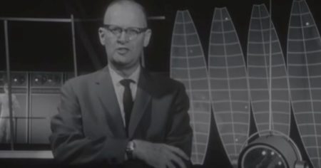 Arthur C. Clarke: predicciones y frases que conectan la ciencia ficción con la realidad imagen-5