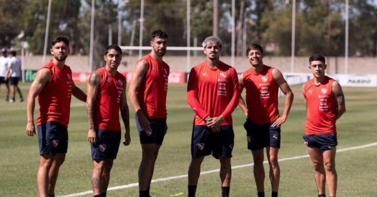 Independiente se mide con Defensor Sporting: los refuerzos que viajaron y quién se quedó afuera imagen-5