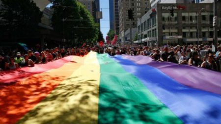 Cuándo y dónde es la marcha “del Orgullo Antifascista” contra el discurso de Milei imagen-14