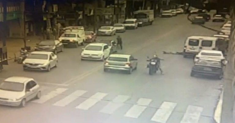 Un policía mató a dos motochorros en un intento de asalto en La Matanza imagen-5