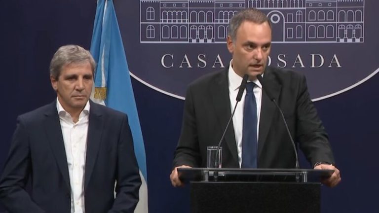 El Gobierno anunció que bajará las retenciones al campo y que se eliminarán para las economías regionales imagen-4