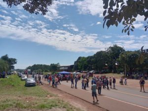 Alem: Tabacaleros levantaron el corte de la ruta 14 tras la intervención del Ministerio de Agro imagen-1