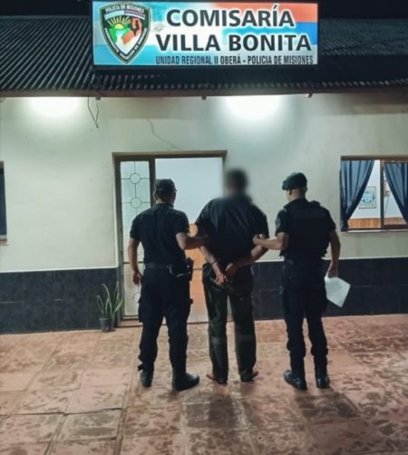 Tres masculinos alcoholizados fueron detenidos por causar disturbios en la vía pública imagen-12