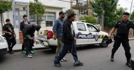 Argentinos detenidos en Punta del Este: el detalle de la droga que les encontraron y qué pasará con ellos imagen-10