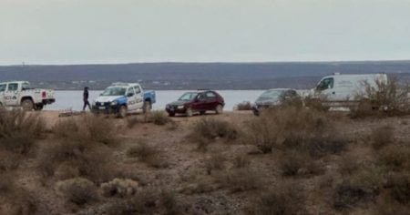 Murió un turista de Buenos Aires en un lago de Neuquén: se metió con una tabla de surf que se le dio vuelta, cayó al agua y no sabía nadar imagen-12