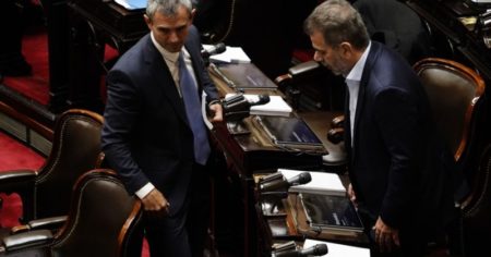 "El silencio es el mensaje": el Gobierno evita contestarle a Macri y deja que se escuchen los reproches internos del PRO imagen-26