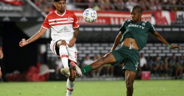 Cristian Medina y un debut perfecto en Estudiantes de La Plata tras su salida de Boca: golazo para el Pincha, que aplastó a Racing de Uruguay imagen-5