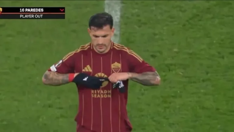 ¿Chau Roma? Paredes salió caliente, mientras Boca lo espera - TyC Sports imagen-49