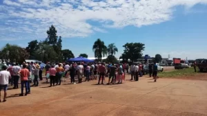 Productores de tabaco se manifiestan en la ruta 14 imagen-1